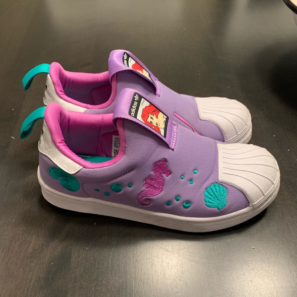 Little girls adidas Disney tennis shoes